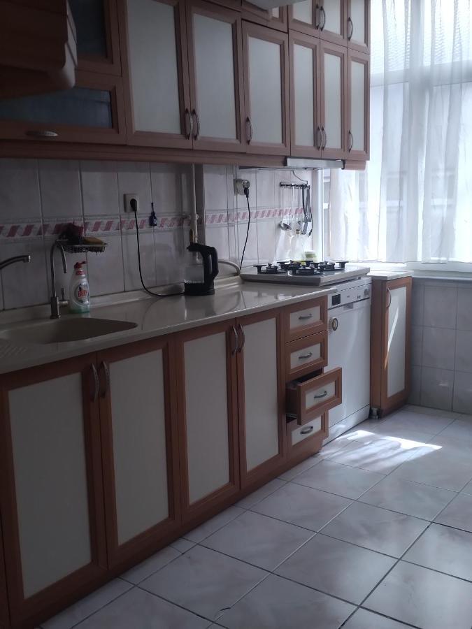 Feeling At Home In Istanbul Center 5 Minutes Walk To The Atakoey Metro Station & Metrobus Екстер'єр фото