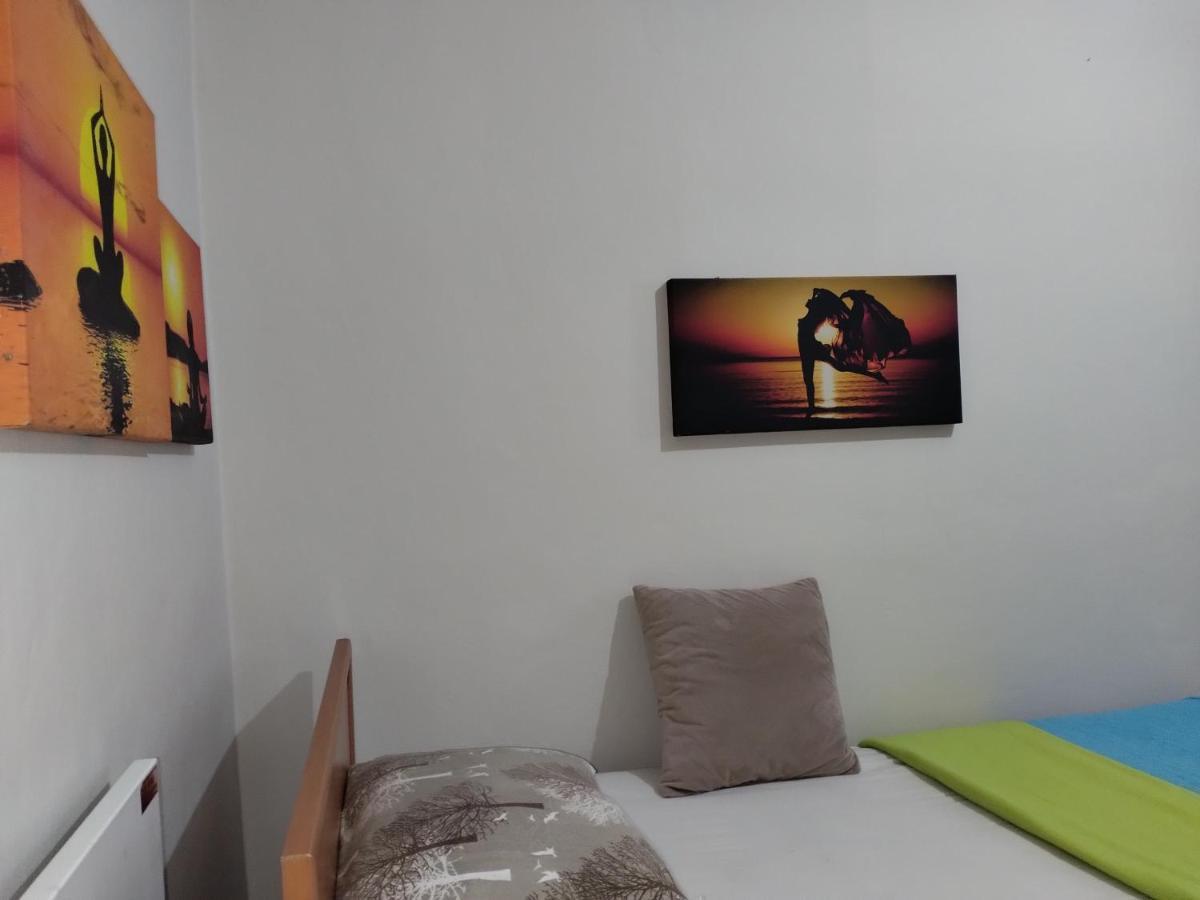Feeling At Home In Istanbul Center 5 Minutes Walk To The Atakoey Metro Station & Metrobus Екстер'єр фото